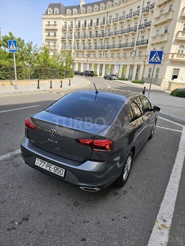 Volkswagen Polo 2021, 145,000 km - 1.6 l - Bakı