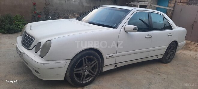 Mercedes E 220 1999, 789,000 km - 2.2 l - Bakı