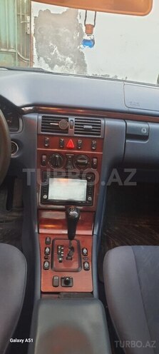 Mercedes E 220 1999, 789,000 km - 2.2 l - Bakı