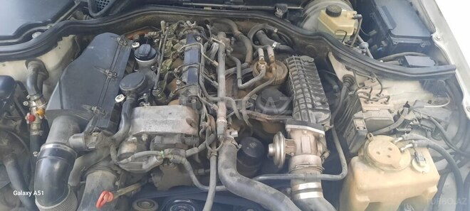 Mercedes E 220 1999, 789,000 km - 2.2 l - Bakı
