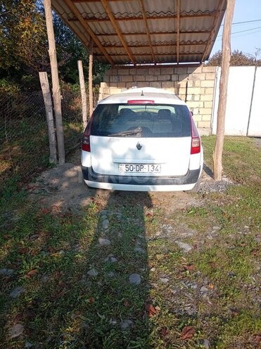 Renault Megane 2008, 300,000 km - 1.5 l - Zaqatala