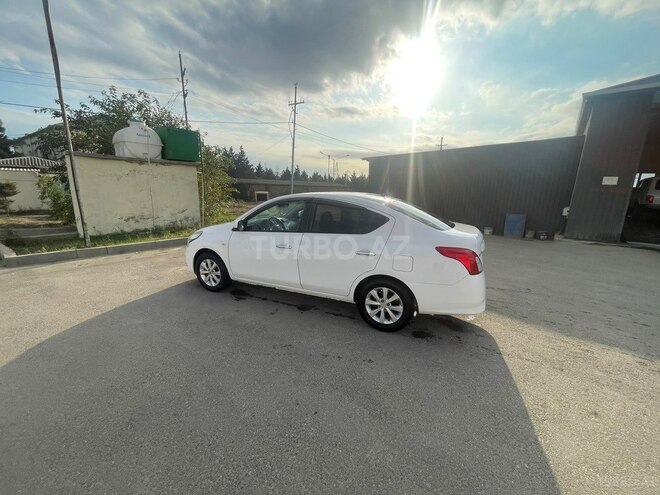 Nissan Sunny 2014, 215,000 km - 1.5 l - Bakı