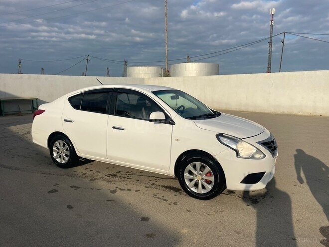 Nissan Sunny 2014, 215,000 km - 1.5 l - Bakı