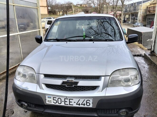 Chevrolet Niva 2012, 112,567 km - 1.7 l - Lerik