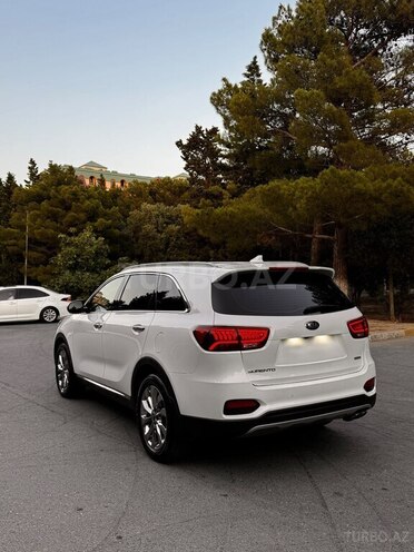 Kia Sorento 2017, 191,000 km - 2.0 л - Sumqayıt