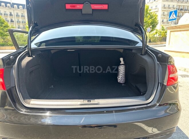 Audi A4 2014, 220,000 km - 1.8 l - Bakı