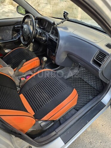 Hyundai Elantra 2001, 233,333 km - 2.0 l - Sumqayıt