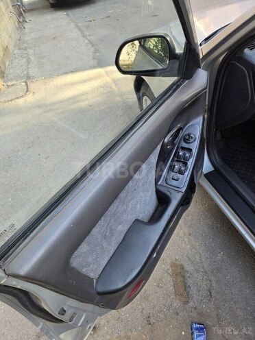 Hyundai Elantra 2001, 233,333 km - 2.0 l - Sumqayıt