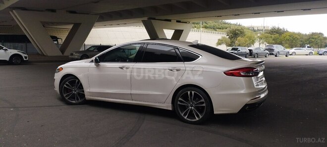 Ford Fusion (North America) 2020, 90,000 km - 2.0 л - Bakı