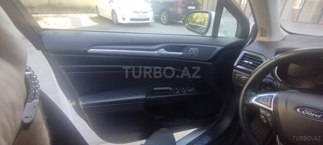 Ford Fusion (North America) 2020, 90,000 km - 2.0 л - Bakı