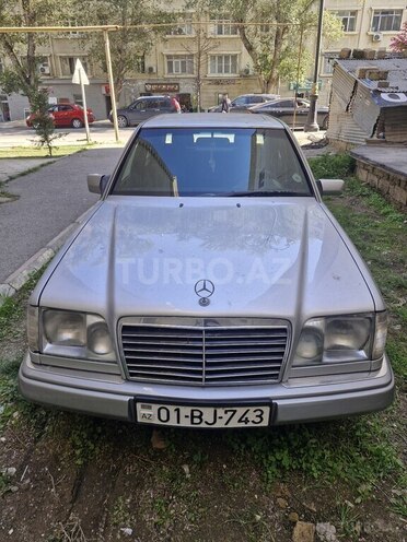 Mercedes E 220 1995, 750,700 km - 2.2 л - Bakı