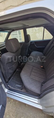 Mercedes E 220 1995, 750,700 km - 2.2 л - Bakı