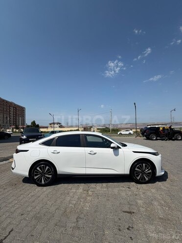 Changan Qiyuan A05 2024, 33,000 km - 1.5 l - Bakı