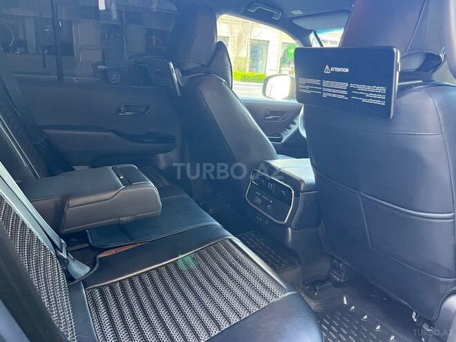 Toyota Land Cruiser 2023, 39,900 km - 4.0 l - Bakı