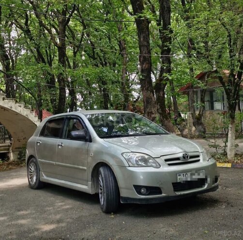 Toyota Corolla 2004, 380,000 km - 1.4 l - Bakı
