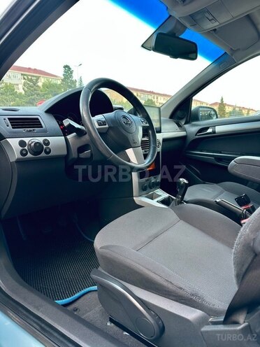 Opel Astra 2009, 242,000 km - 1.4 l - Sumqayıt