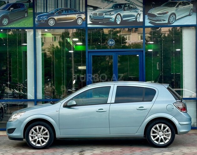 Opel Astra 2009, 242,000 km - 1.4 l - Sumqayıt