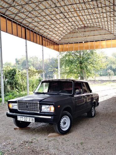 LADA (VAZ) 2107 2007, 250,000 km - 1.7 l - Tovuz