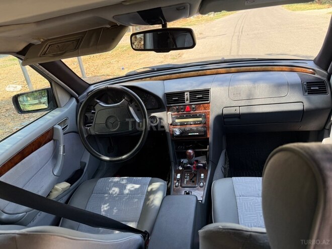 Mercedes C 240 1998, 384,000 km - 2.4 l - Ağcabədi