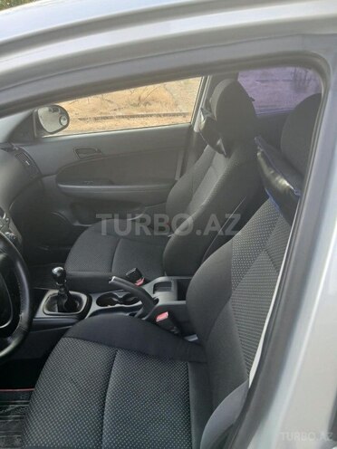 Hyundai i30 2009, 245,000 km - 1.4 l - Şirvan