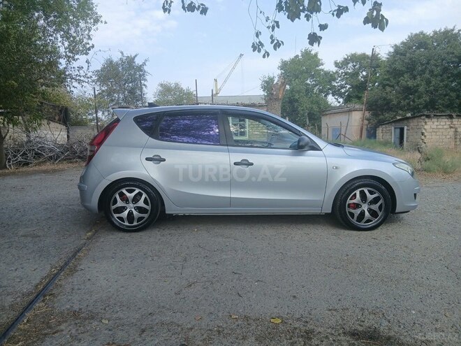 Hyundai i30 2009, 245,000 km - 1.4 l - Şirvan