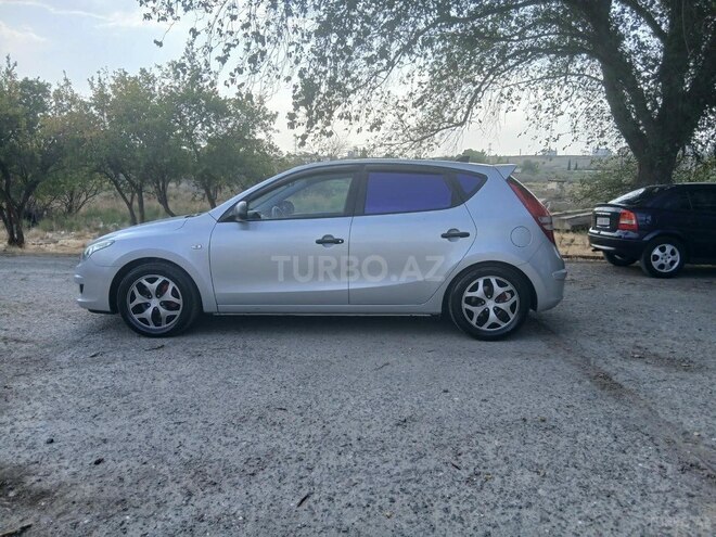 Hyundai i30 2009, 245,000 km - 1.4 l - Şirvan