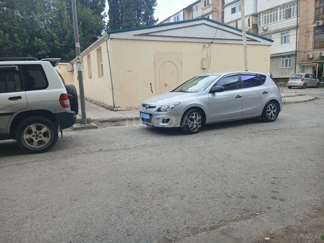 Hyundai i30 2009, 245,000 km - 1.4 l - Şirvan
