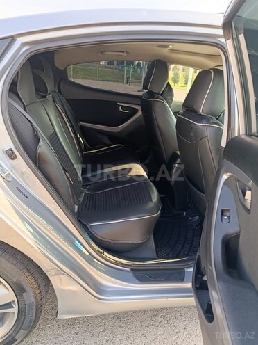 Hyundai Elantra 2015, 226,090 km - 1.8 l - Bakı