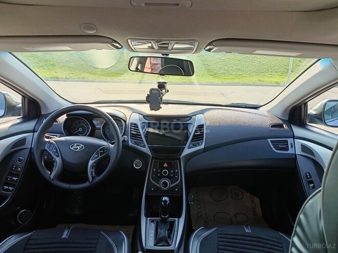 Hyundai Elantra 2015, 226,090 km - 1.8 l - Bakı