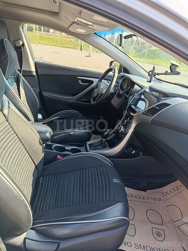 Hyundai Elantra 2015, 226,090 km - 1.8 l - Bakı