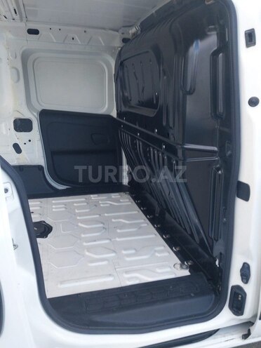 Fiat Doblo 2022, 179,524 km - 1.4 l - Bakı