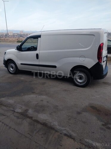Fiat Doblo 2022, 179,524 km - 1.4 l - Bakı