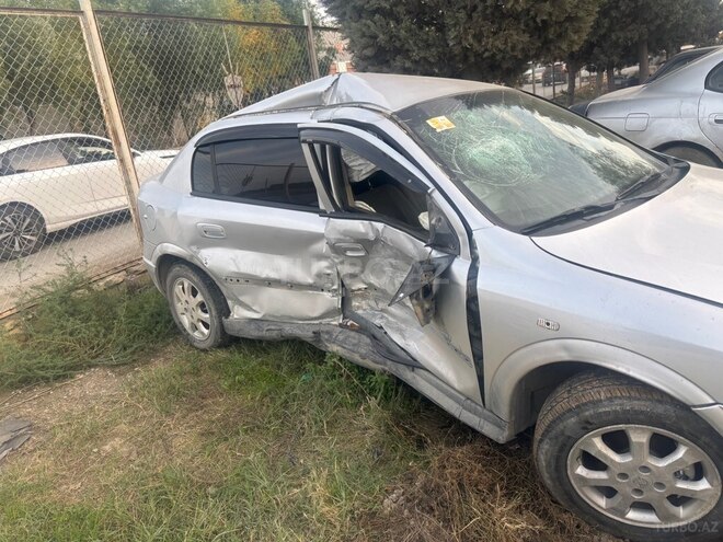 Opel Astra 2003, 250,000 km - 1.6 л - Sumqayıt