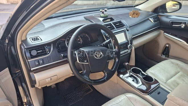 Toyota Camry 2013, 328,645 km - 2.5 л - Bakı