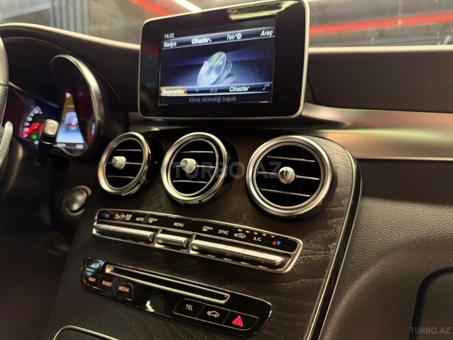 Mercedes GLC 250 4MATIC Coupe 2018, 60,000 km - 2.0 l - Bakı