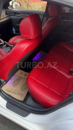 Hyundai Elantra 2017, 237,000 km - 1.6 l - Bakı