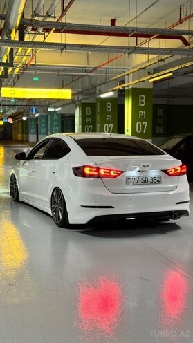 Hyundai Elantra 2017, 237,000 km - 1.6 l - Bakı