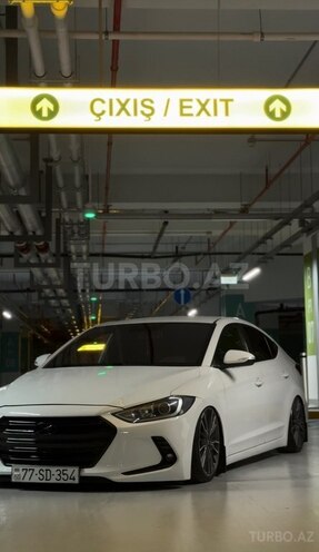 Hyundai Elantra 2017, 237,000 km - 1.6 l - Bakı