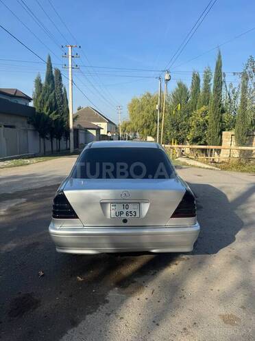 Mercedes C 230 1997, 282,000 km - 2.3 л - Ucar