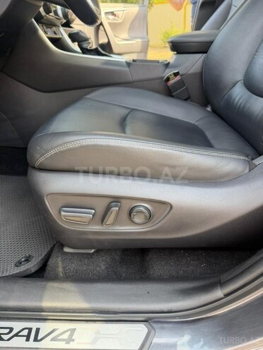 Toyota RAV4 2019, 138,000 km - 2.0 l - Bakı
