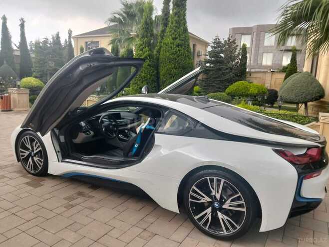 BMW i8 2016, 24,000 km - 1.5 l - Bakı