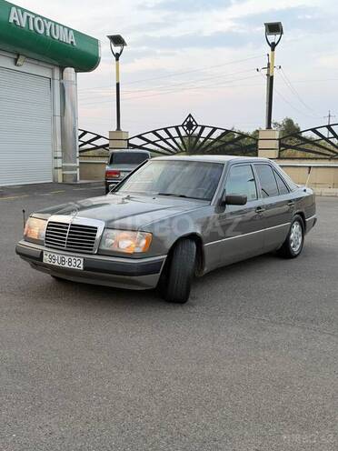 Mercedes 200 E 1991, 416,678 km - 2.0 l - Beyləqan