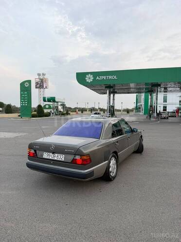 Mercedes 200 E 1991, 416,678 km - 2.0 l - Beyləqan