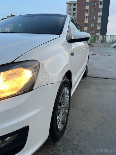 Volkswagen Polo 2019, 214,600 km - 1.6 l - Bakı