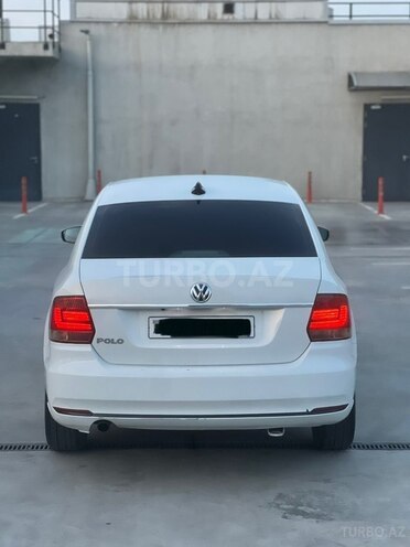 Volkswagen Polo 2019, 214,600 km - 1.6 l - Bakı