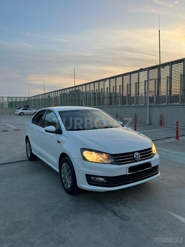 Volkswagen Polo 2019, 214,600 km - 1.6 l - Bakı
