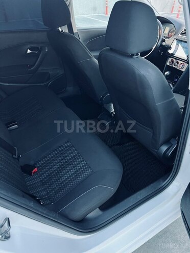 Volkswagen Polo 2019, 214,600 km - 1.6 l - Bakı