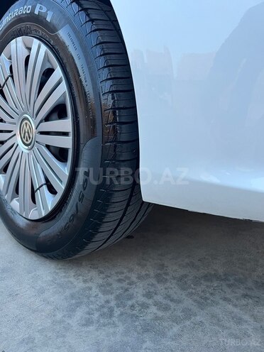 Volkswagen Polo 2019, 214,600 km - 1.6 l - Bakı