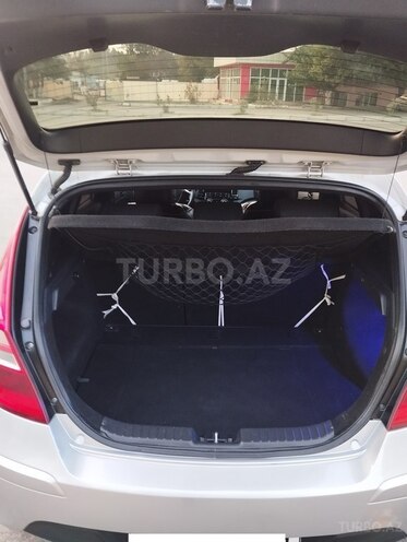 Hyundai i30 2010, 244,650 km - 1.4 l - Ağdaş