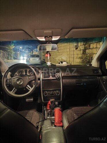 Mercedes B 170 2006, 242,507 km - 1.7 l - Bakı